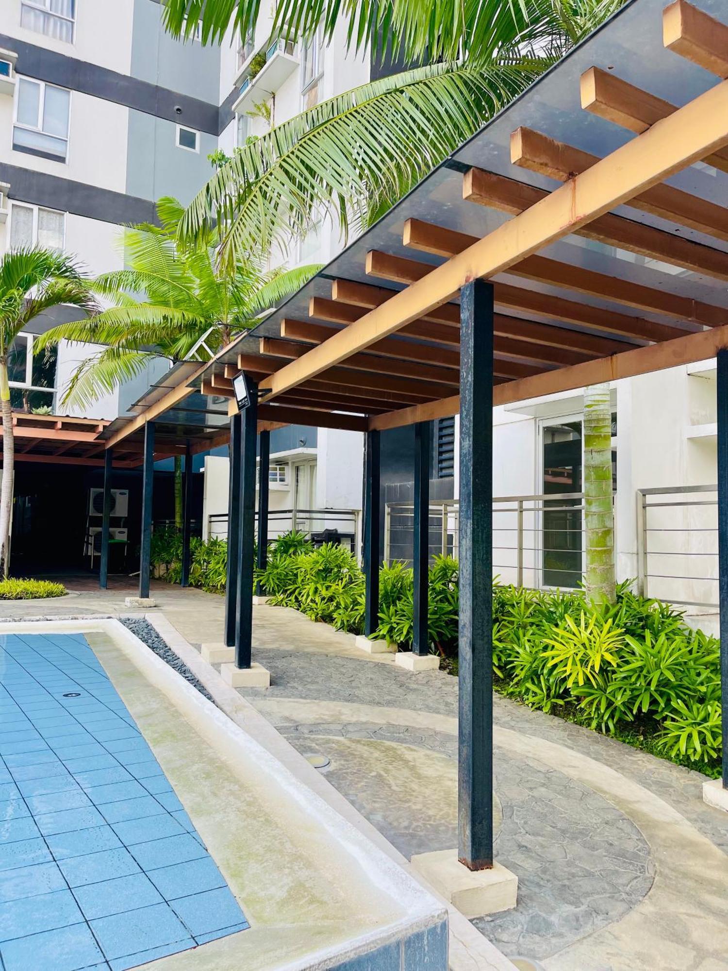 2-Bedroom Condo Unit With Balcony At Centrio Tower Beside Ayala Centrio Mall Downtown Cdo Cagayan de Oro Exterior photo