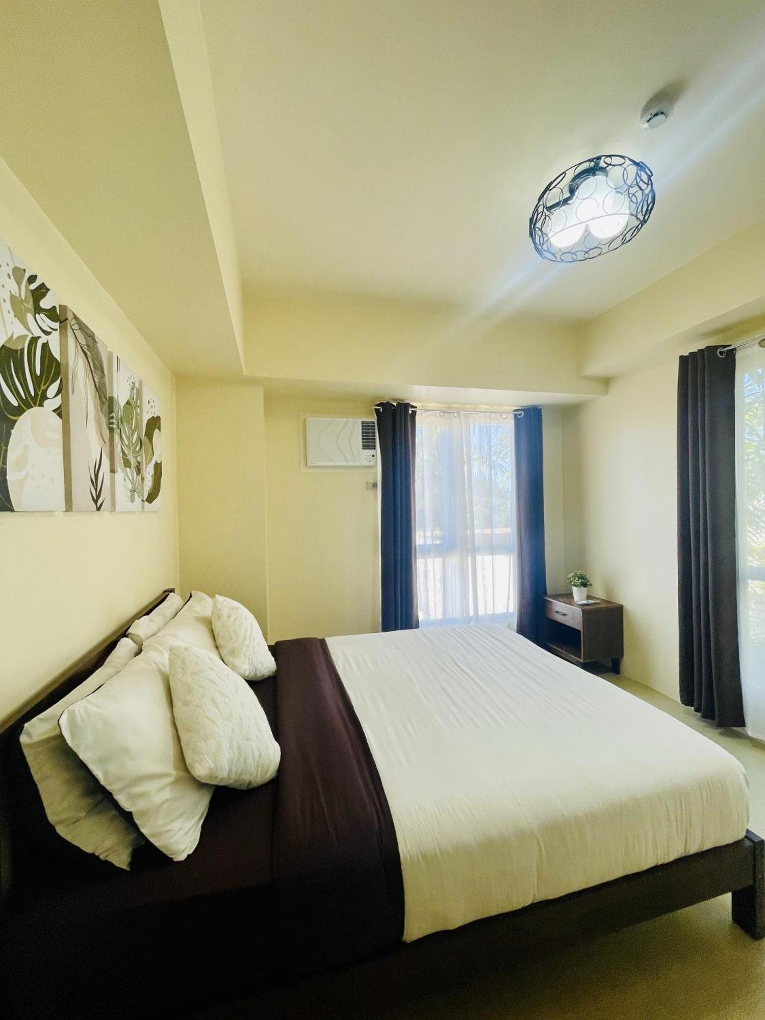 2-Bedroom Condo Unit With Balcony At Centrio Tower Beside Ayala Centrio Mall Downtown Cdo Cagayan de Oro Exterior photo
