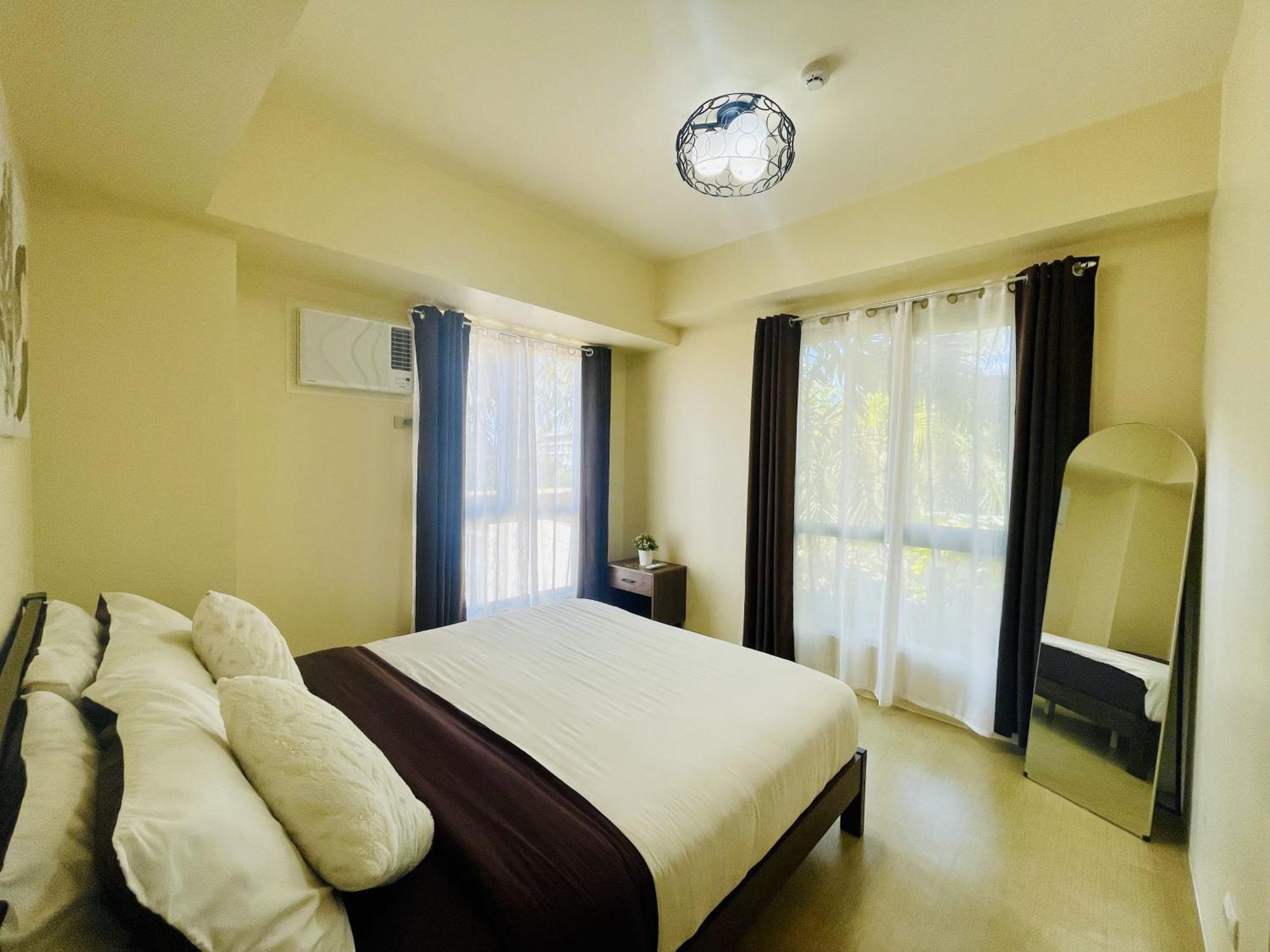 2-Bedroom Condo Unit With Balcony At Centrio Tower Beside Ayala Centrio Mall Downtown Cdo Cagayan de Oro Exterior photo