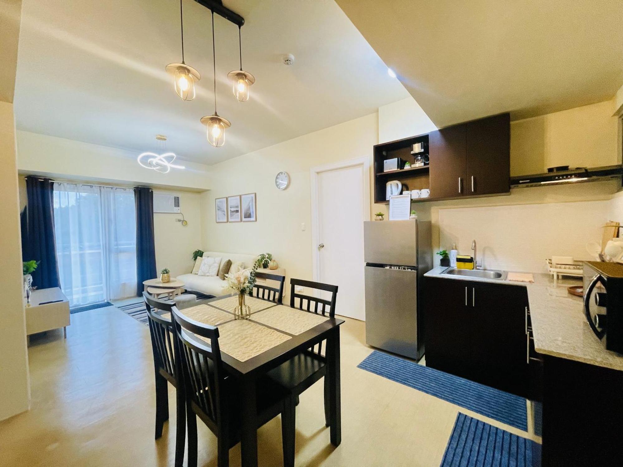 2-Bedroom Condo Unit With Balcony At Centrio Tower Beside Ayala Centrio Mall Downtown Cdo Cagayan de Oro Exterior photo