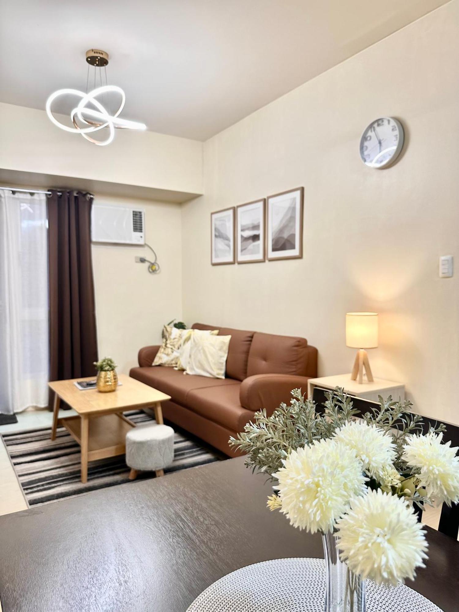 2-Bedroom Condo Unit With Balcony At Centrio Tower Beside Ayala Centrio Mall Downtown Cdo Cagayan de Oro Exterior photo