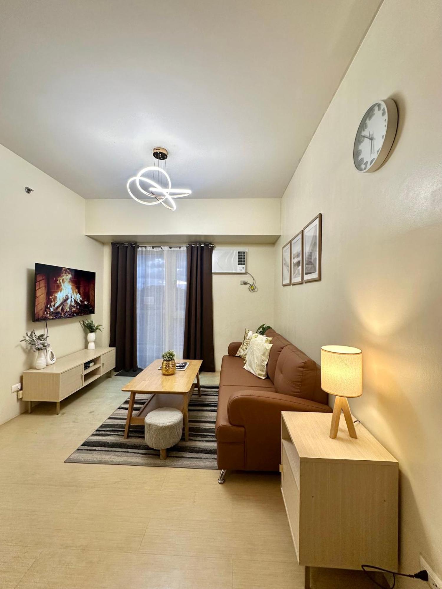 2-Bedroom Condo Unit With Balcony At Centrio Tower Beside Ayala Centrio Mall Downtown Cdo Cagayan de Oro Exterior photo