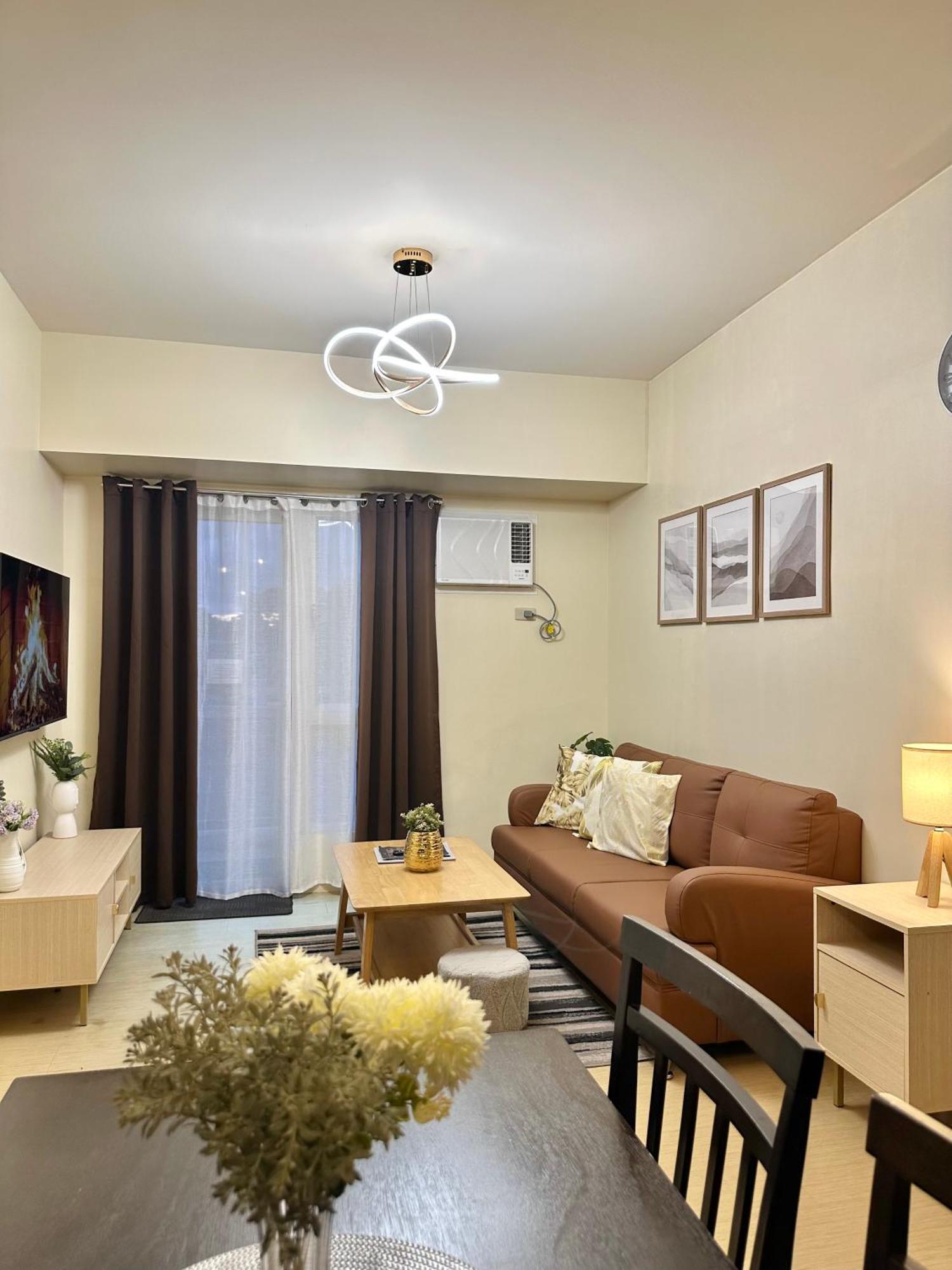 2-Bedroom Condo Unit With Balcony At Centrio Tower Beside Ayala Centrio Mall Downtown Cdo Cagayan de Oro Exterior photo