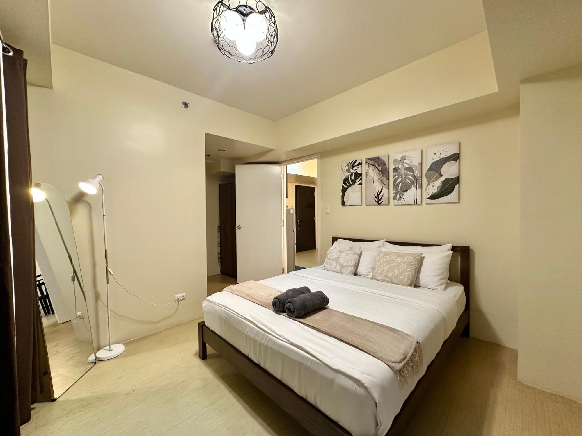 2-Bedroom Condo Unit With Balcony At Centrio Tower Beside Ayala Centrio Mall Downtown Cdo Cagayan de Oro Exterior photo