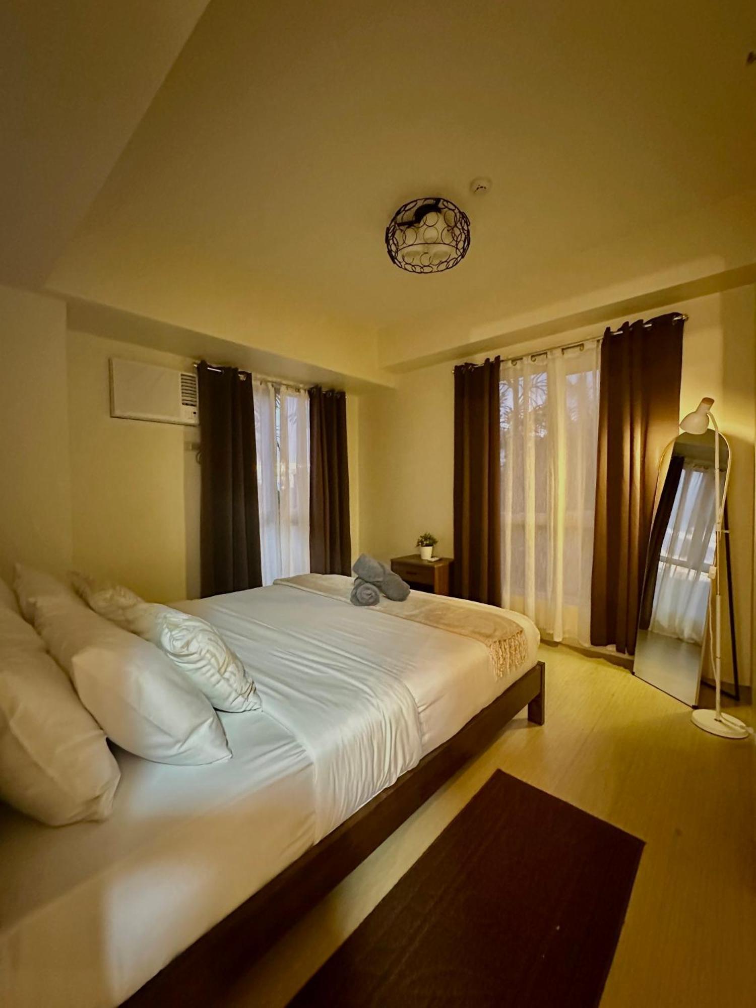 2-Bedroom Condo Unit With Balcony At Centrio Tower Beside Ayala Centrio Mall Downtown Cdo Cagayan de Oro Exterior photo